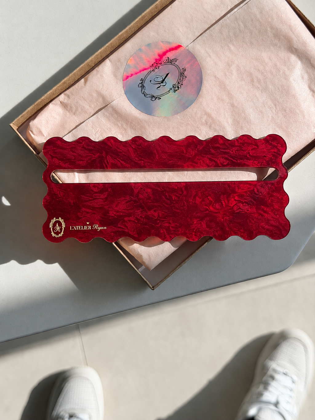 Red Pearl Mahjong Line Reader with Gold | Limited Edition