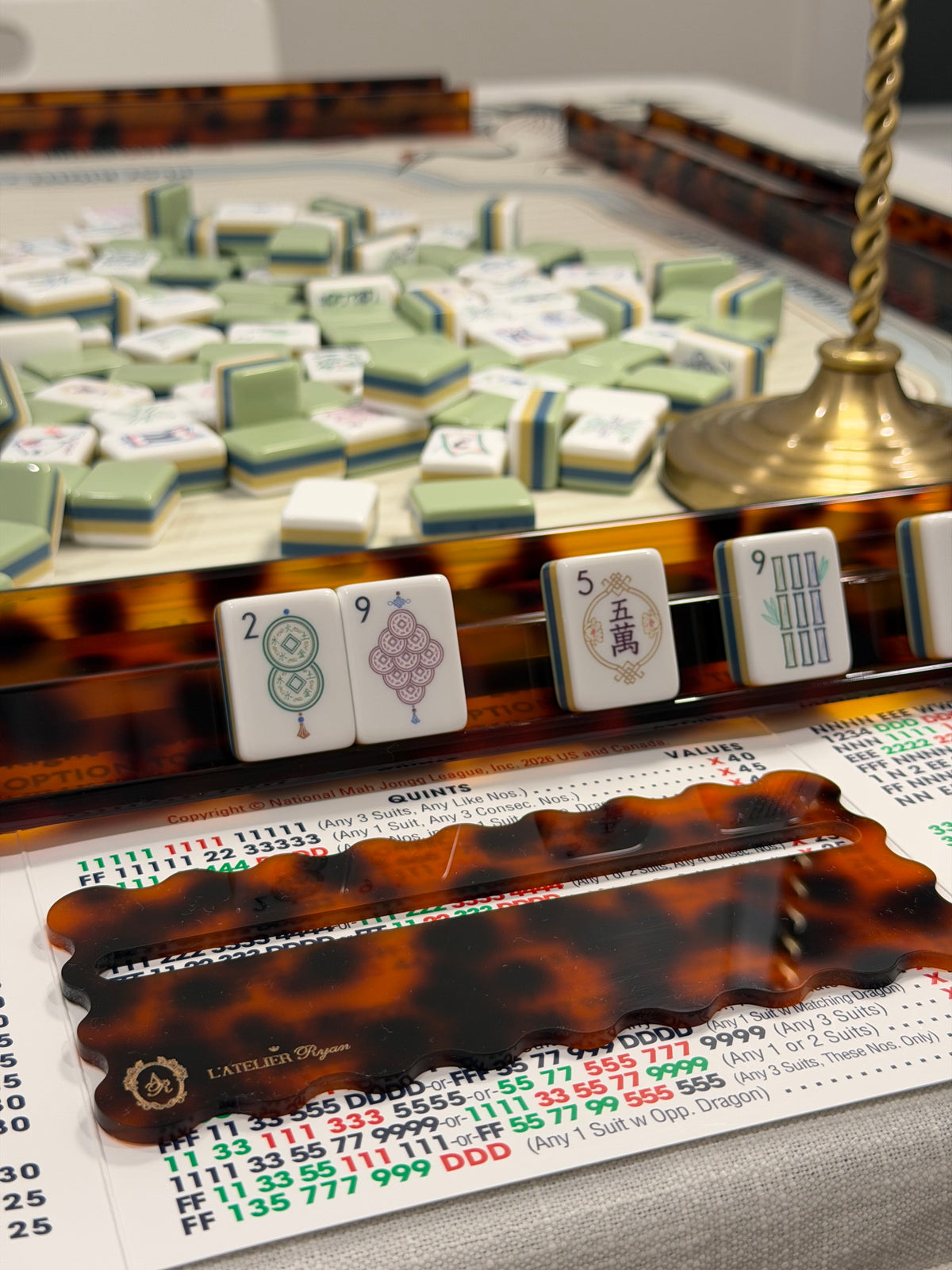 Tortoiseshell Mahjong Line Reader with Gold
