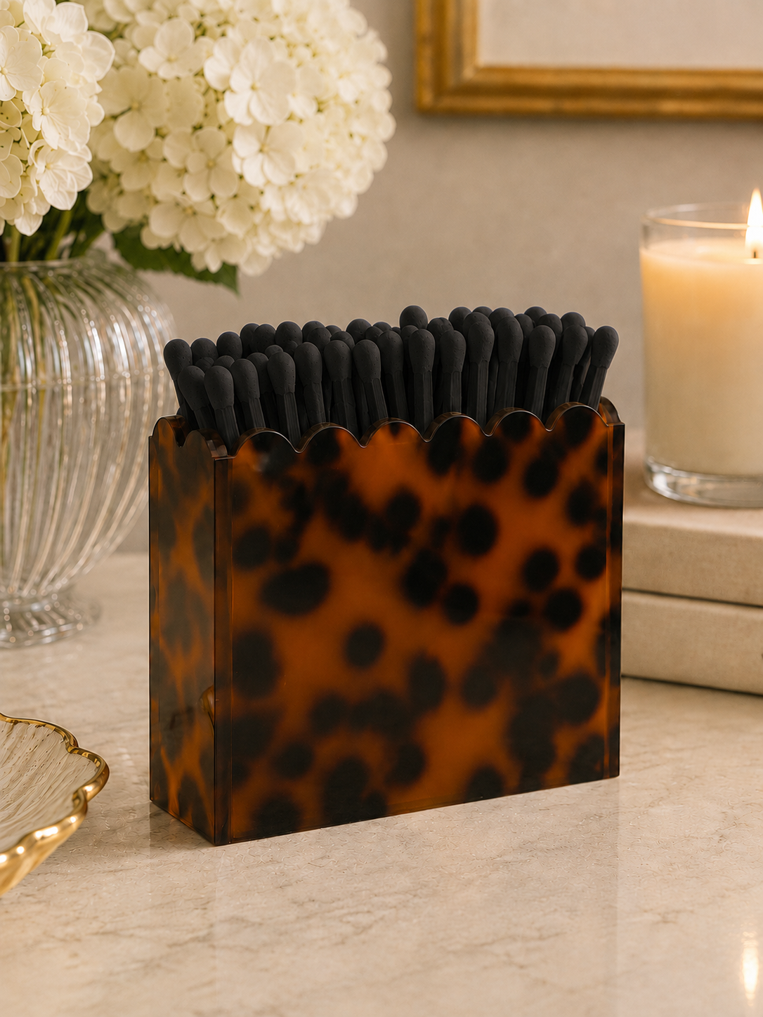 Tortoiseshell Scalloped Acrylic Match Holder with 3-Inch Matches