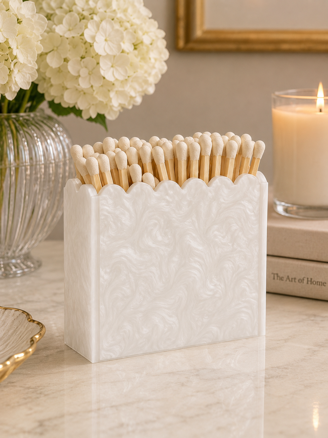 White Pearl Scalloped Acrylic Match Holder with 3-Inch Matches