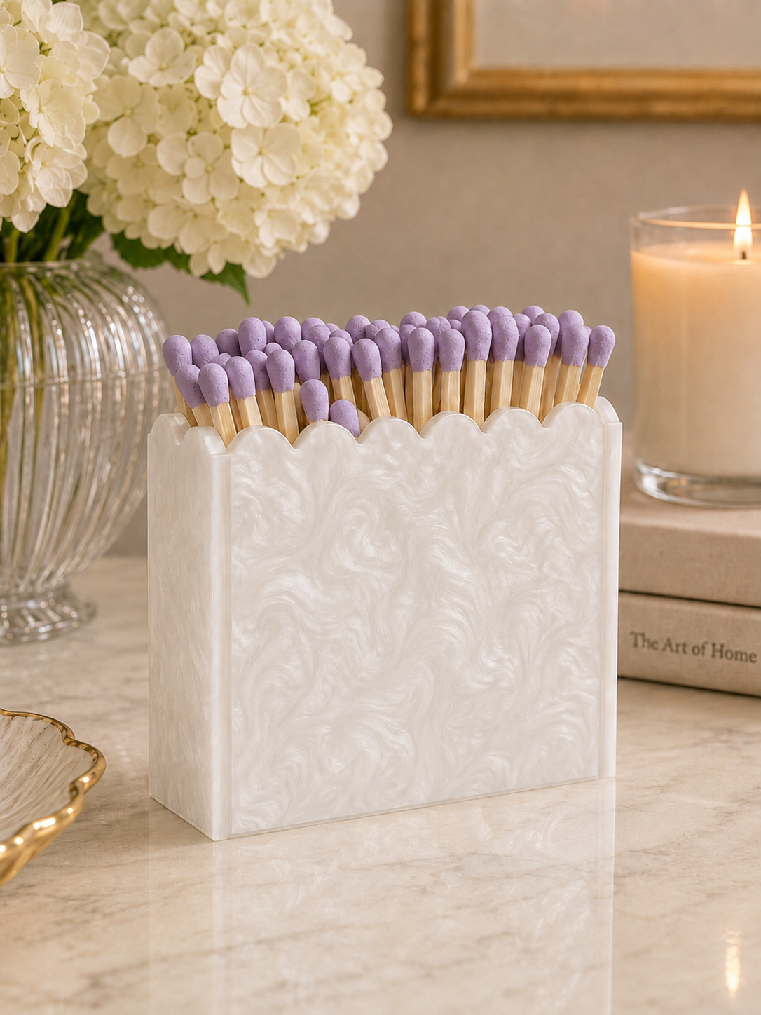 White Pearl Scalloped Acrylic Match Holder with 3-Inch Matches