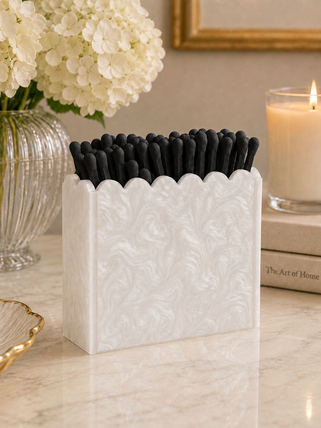 White Pearl Scalloped Acrylic Match Holder with 3-Inch Matches