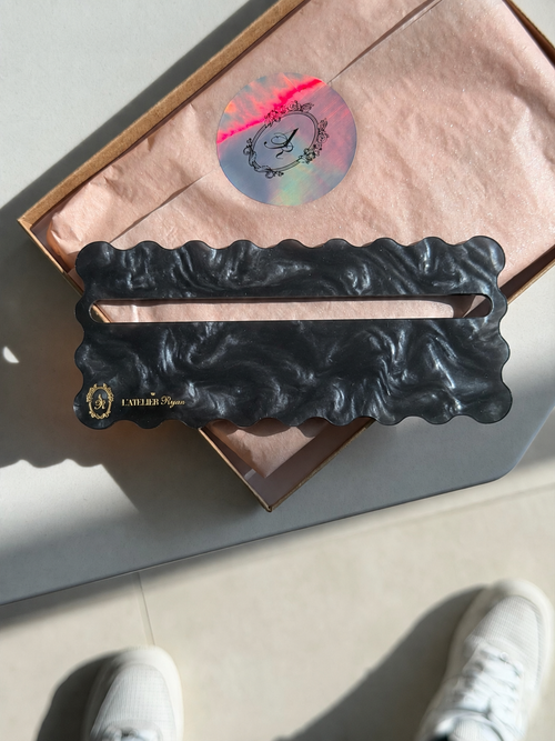 Black Pearl Mahjong Line Reader with Gold | Limited Edition