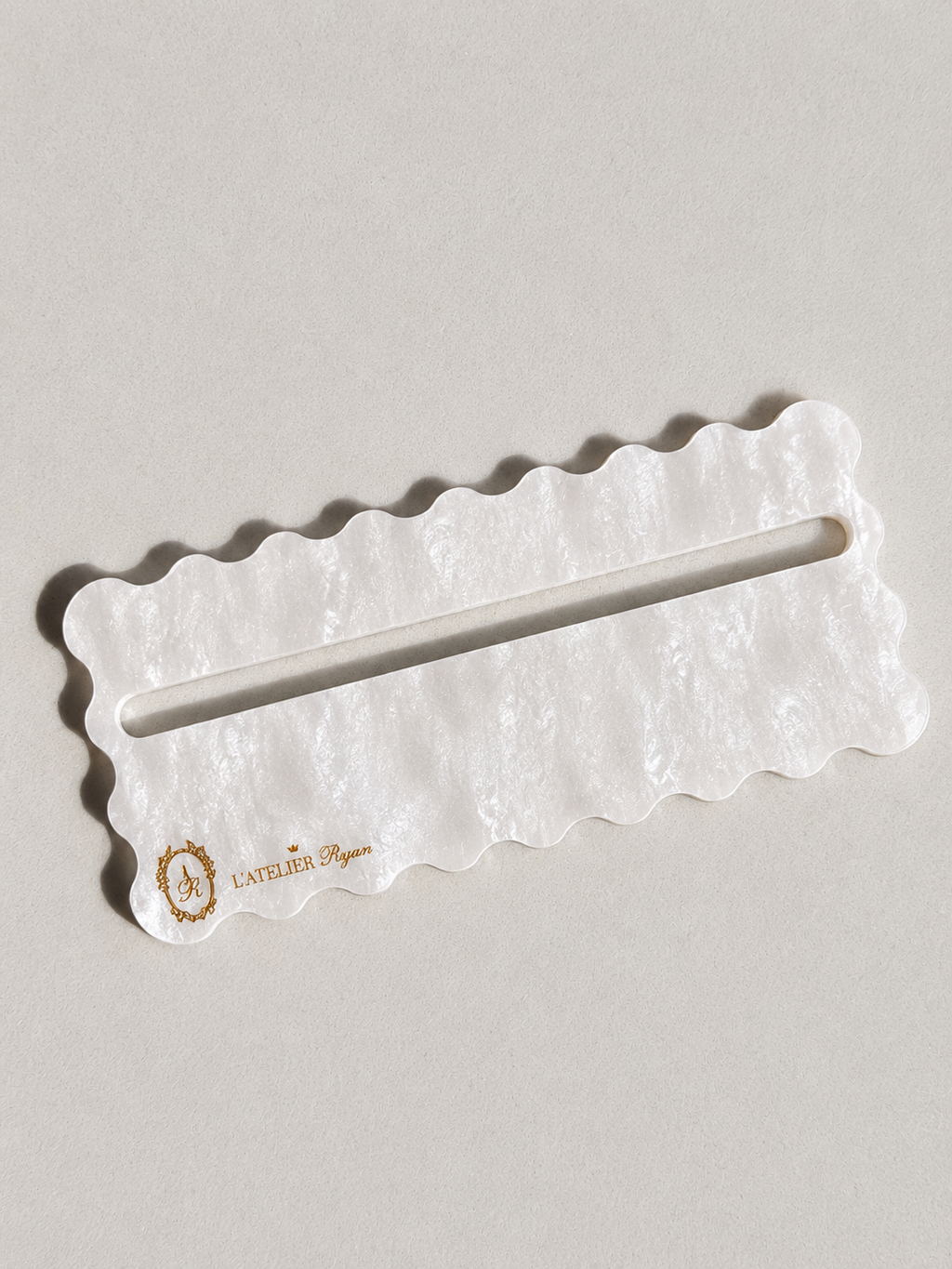 White Pearl Mahjong Line Reader with Gold